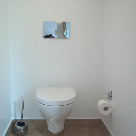 Nira House Luxury & Simplicity