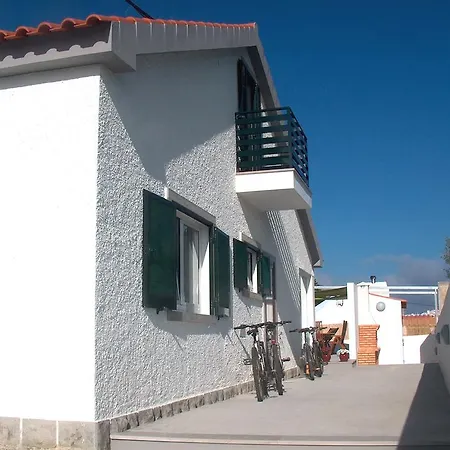 Nira House Luxury & Simplicity