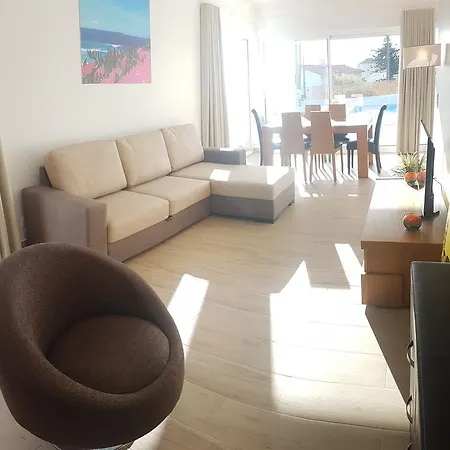 Nira House Luxury & Simplicity * 埃里塞拉