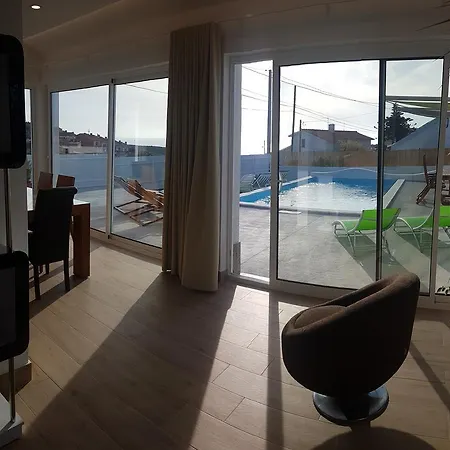 Nira House Luxury & Simplicity Vakantiehuis *